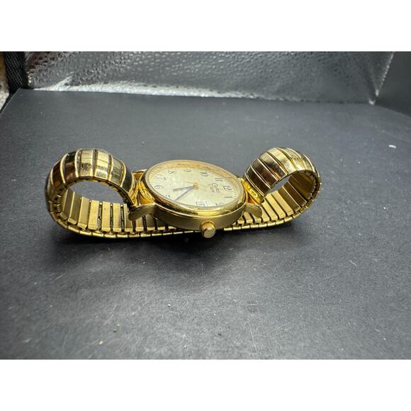 Vintage Caravelle By Bulova Women's Gold Tone Date Watch With Expandable Band - Picture 6 of 10